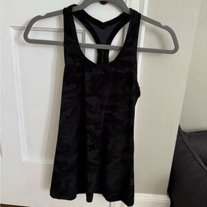 Lululemon tank top